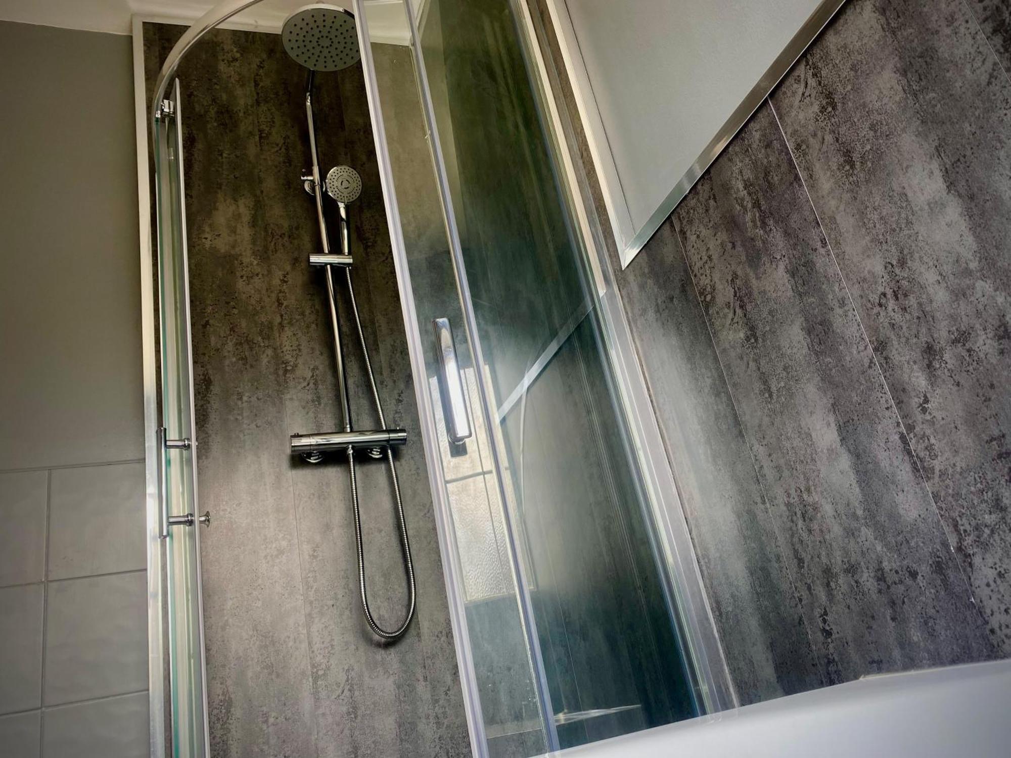 Sleeps10-Parking-Garden-Hottub-Petfriendly Villa Блекпул Екстериор снимка